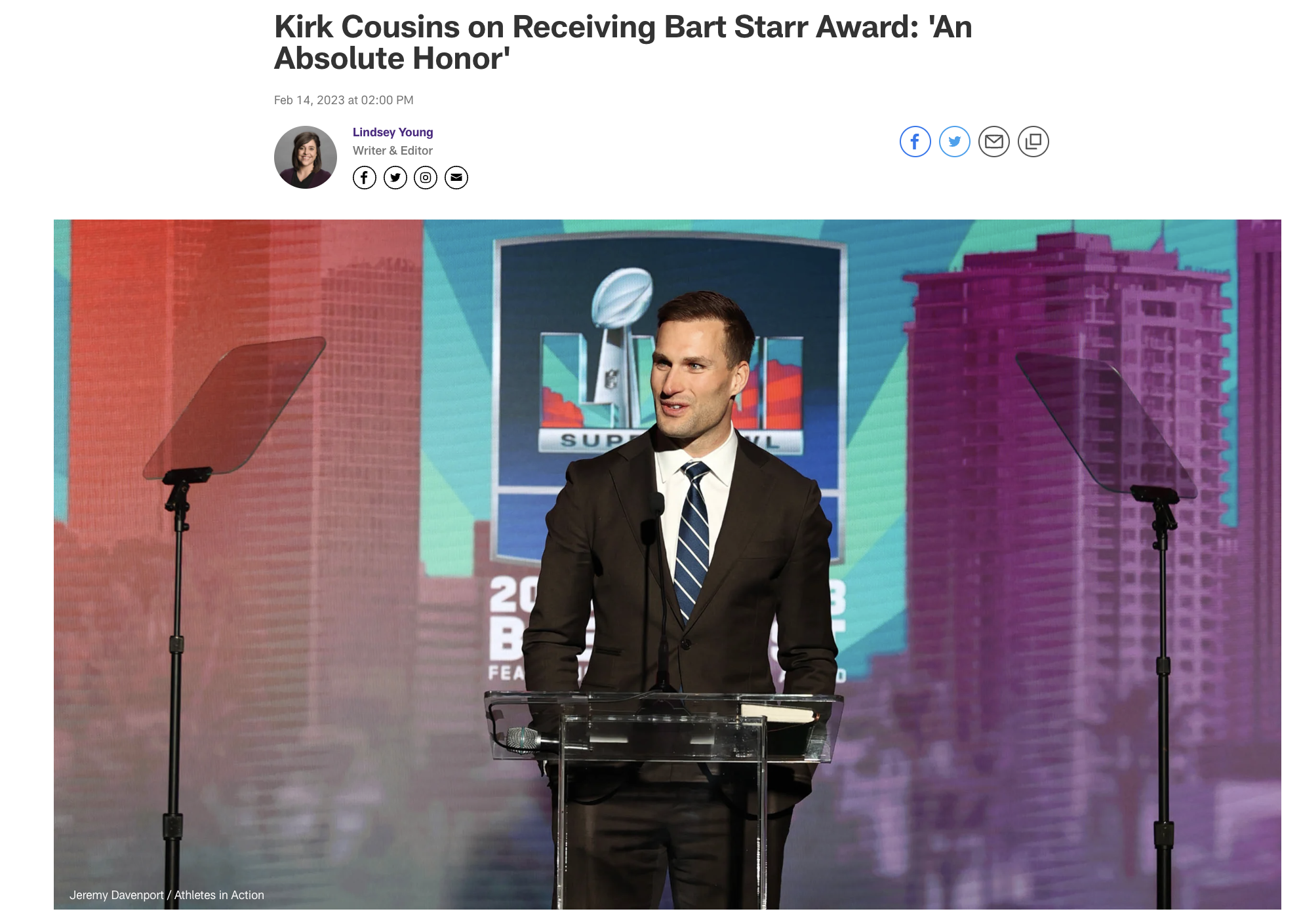 Christian Quarterback Kirk Cousins Receives Bart Starr Award - Idol Chatter